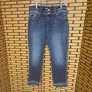 KanCan Crop Jeans Size 29‎